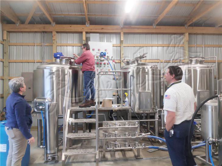 小型啤酒設備的材質是什么？